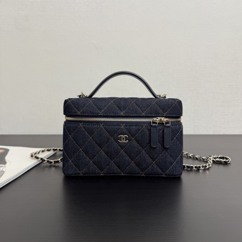 CHANEL 샤넬 데님 코스메틱 케이스 베니티백