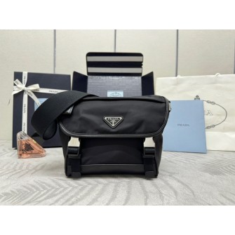 PRADA 프라다 리나일론 사피아노 크로스백 20cm 2VD066