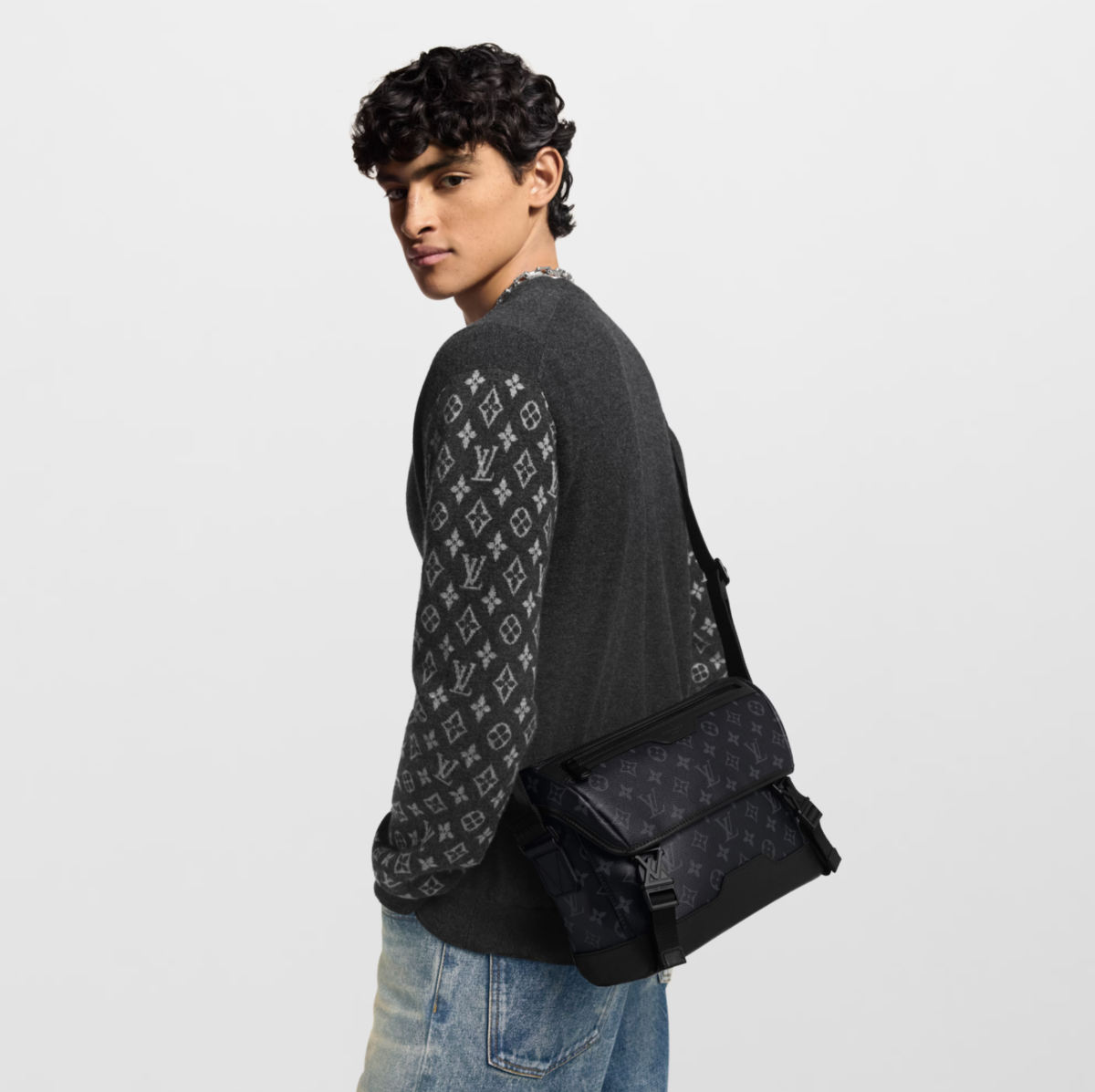 LOUIS VUITTON 루이비통 남성크로스백 Monogram Shadow 메신저 보야주 PM M12517