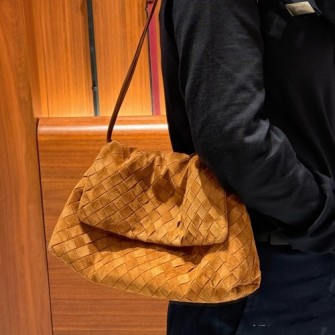 BOTTEGA VENETA 보테가베네타 지오르노 GIORNO 숄더백 33cm #857657