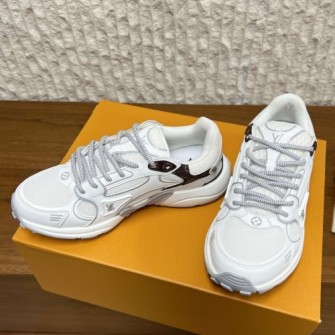 LOUIS VUITTON 루이비통 Olympia 올림피아 스니커즈