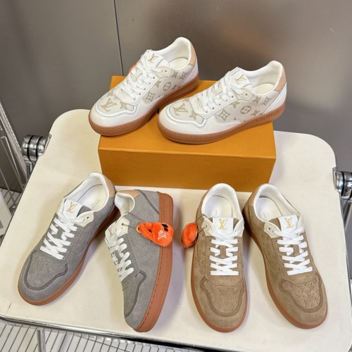 LOUIS VUITTON 루이비통 STADIUM 스니커즈