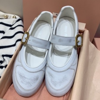 MIU MIU 미우미우 버클 짐나지움 가죽 발레리나