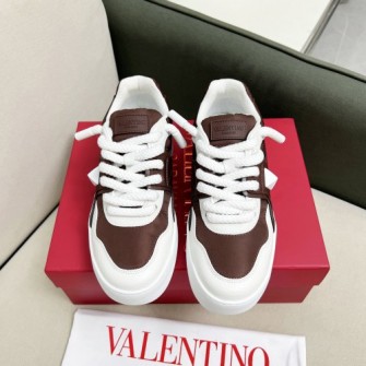 VALENTINO 발렌티노 스니커즈