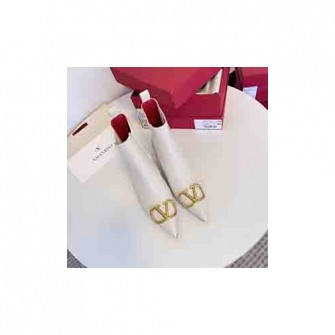 VALENTINO 발렌티노