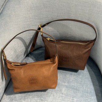 MIUMIU 미우미우 Nappa #165651216