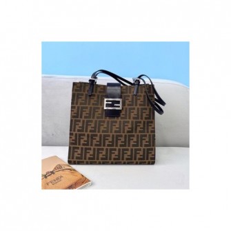 FENDI 펜디 토트백