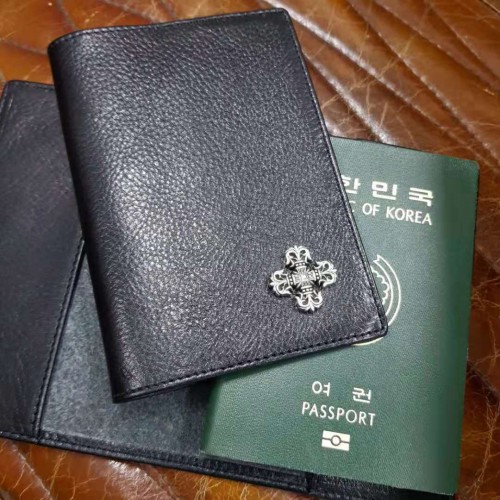 CHROME HEARTS 크롬하츠 여권지갑 (송아지가죽)