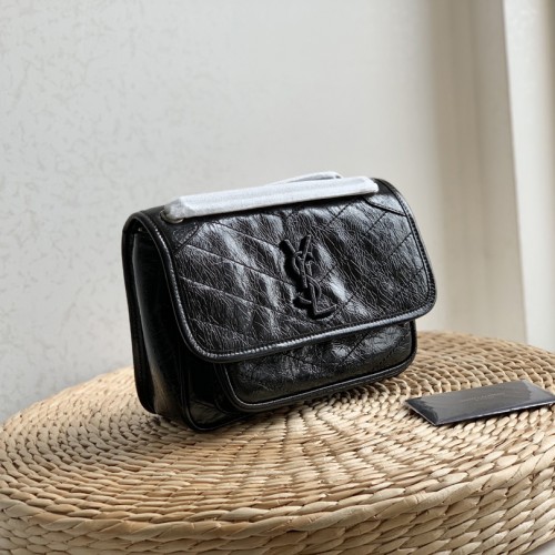 SAINT LAURENT 생로랑 니키백 (NIKI 22cm)